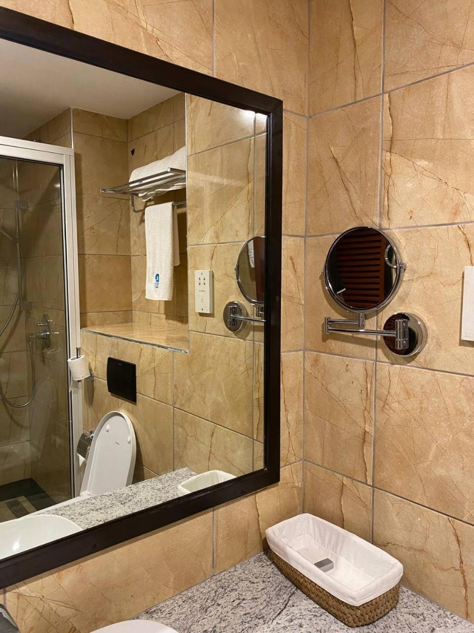 Mombasa Continental Resort Shanzu Ngoại thất bức ảnh