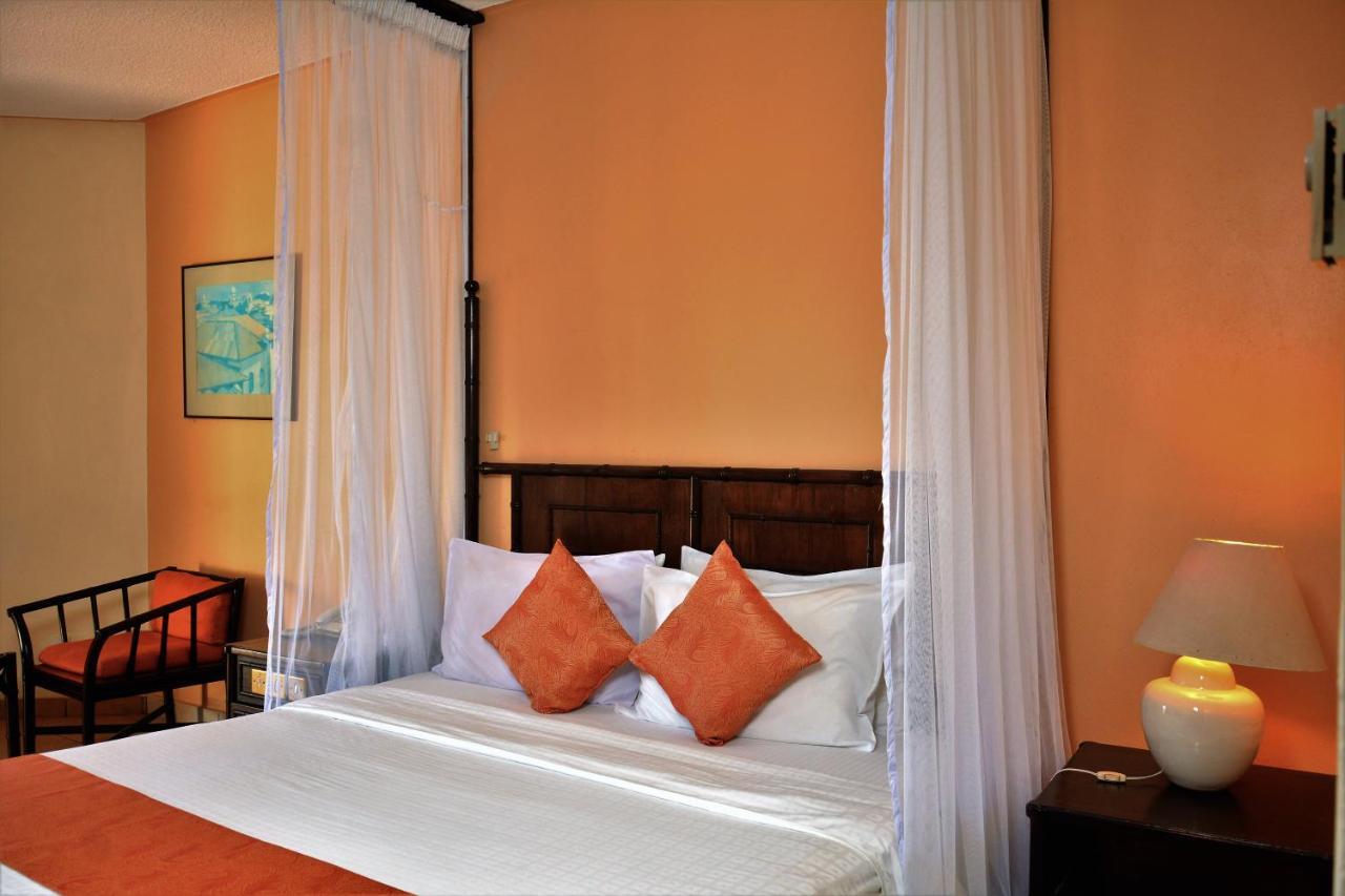 Mombasa Continental Resort Shanzu Ngoại thất bức ảnh